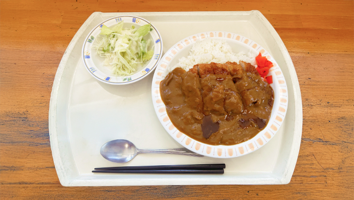 名物のカツカレーライス